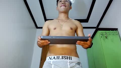 alejandro fernan online show from August 8, 4:29 pm