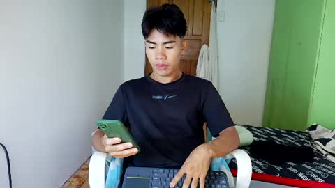 alejandro fernan online show from August 12, 11:07 pm