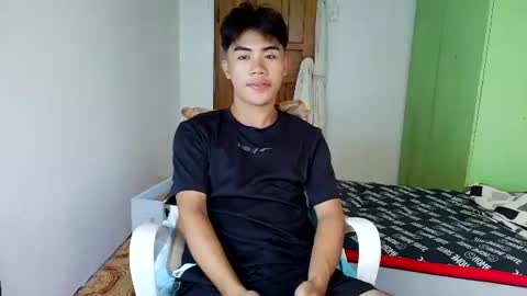 alejandro fernan online show from August 13, 2:47 am