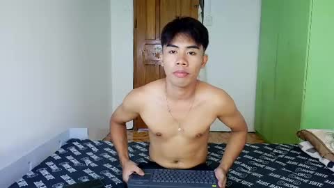 alejandro fernan online show from August 14, 1:31 am