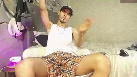 alejo_coopr online show from July 23, 1:52 am