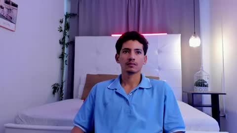 alejo_exotic online show from August 5, 12:25 pm