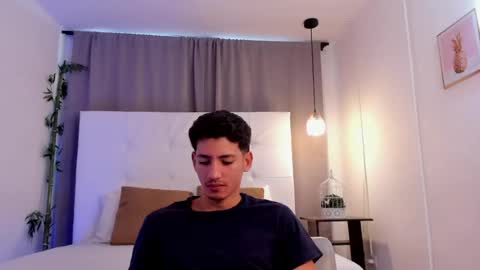 alejo_exotic online show from August 10, 12:28 pm