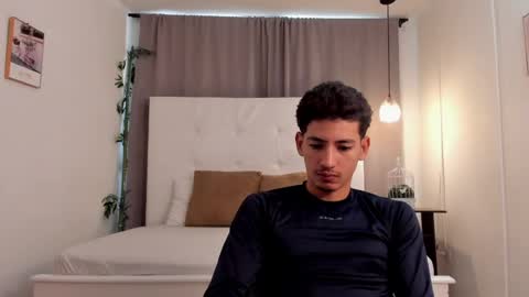 alejo_exotic online show from August 14, 12:20 pm
