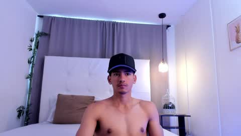 alejo_exotic online show from August 15, 2:21 pm