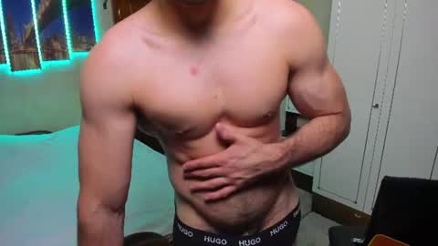 aleks_brown online show from August 5, 10:52 pm