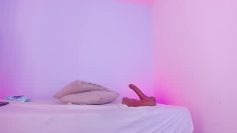 Aleksandra  online show from August 11, 8:22 pm