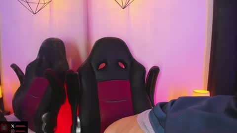 alelux1 online show from July 3, 12:23 am