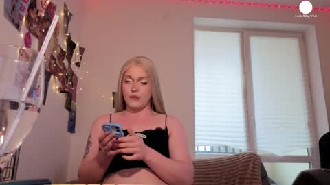ALENA  INDEPENDENT MODEL online show from May 30, 7:54 am