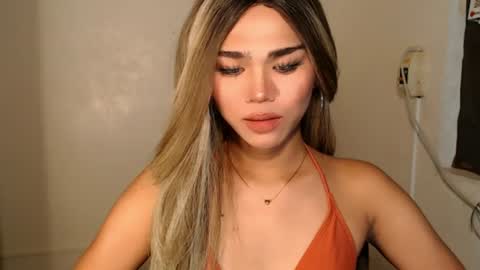 alenajones online show from July 24, 9:12 am