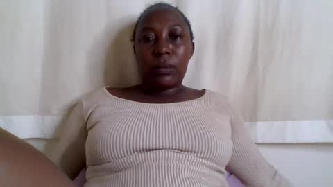 noreen online show from August 14, 7:06 pm
