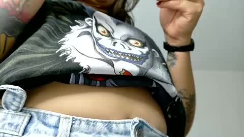 QUEEN OFF MILK online show from August 9, 5:14 pm