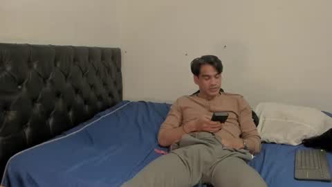 aless online show from July 29, 2:40 am