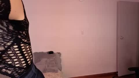 Alessandra Leblanc online show from August 3, 7:54 pm