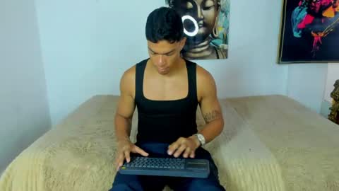 alessandro_300 online show from September 4, 7:29 pm