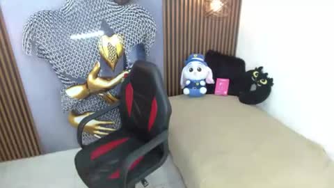 alessandroblack_ online show from August 12, 10:34 pm