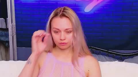 alessiacroft online show from July 14, 4:06 am