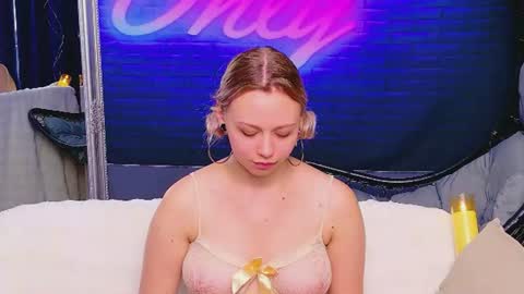 alessiacroft online show from July 15, 5:30 am