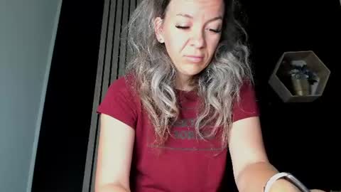 alesys69 online show from August 1, 4:29 am
