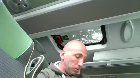 alex120475 online show from April 12, 1:34 pm