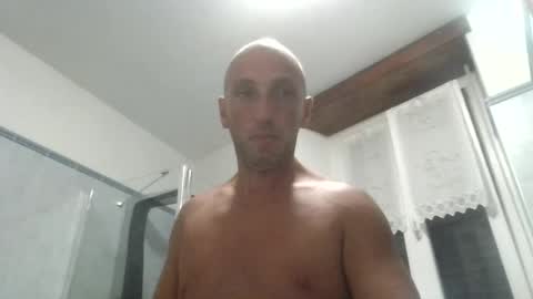 alex120475 online show from August 10, 11:06 pm