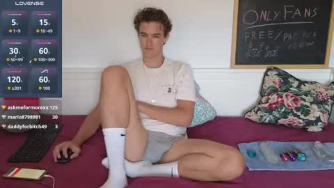 Alex83530 online show from July 26, 9:47 am