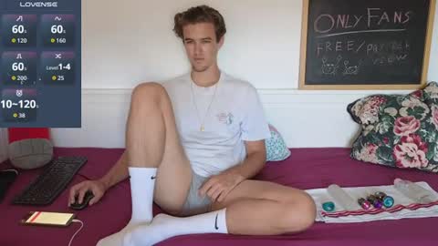 Alex83530 online show from August 4, 9:06 am
