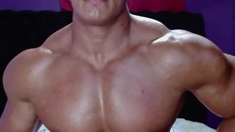 alex_bigcumvez online show from June 7, 1:10 am