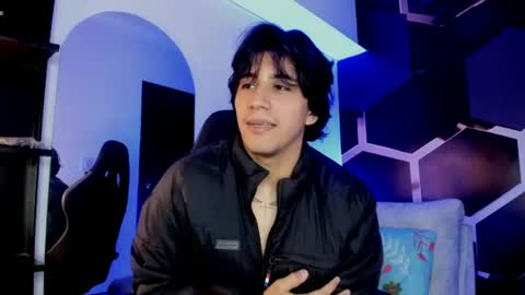 alex online show from August 12, 5:10 am