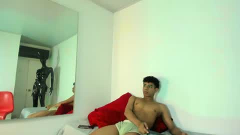 alex_danz online show from August 4, 2:03 pm