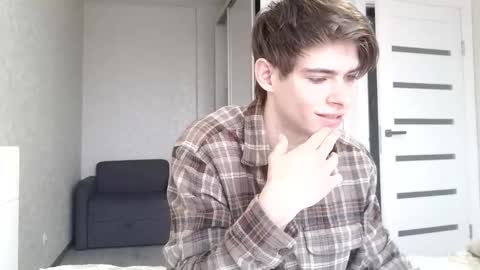 Alex online show from March 29, 8:11 am