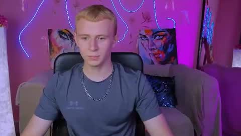 Alex online show from August 5, 1:42 pm