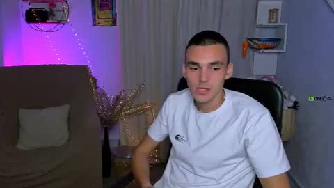 Alex online show from August 17, 5:51 pm