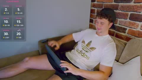 Alex online show from August 10, 2:18 pm