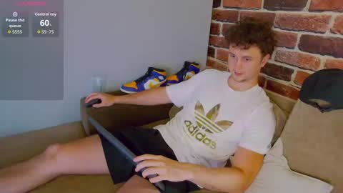 Alex online show from August 11, 1:35 pm