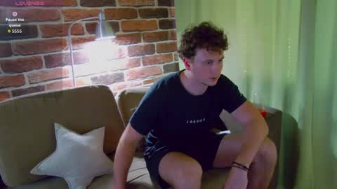 Alex online show from August 13, 3:37 pm
