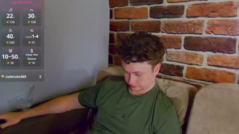 Alex online show from August 14, 6:33 pm