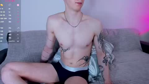 Alex Silent online show from August 10, 5:36 pm