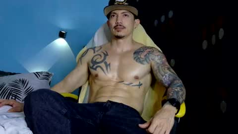 alex_sthorm online show from August 2, 3:46 am