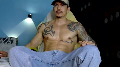 alex_sthorm online show from August 3, 2:29 am