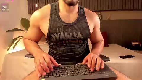 alex_wolf05 online show from August 11, 5:15 pm