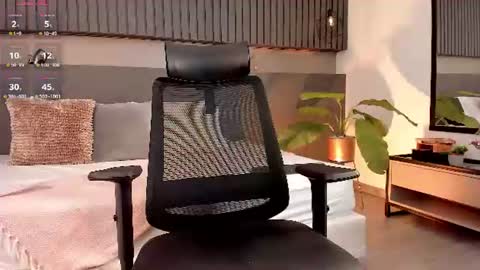 alex_wolf05 online show from August 14, 12:03 am