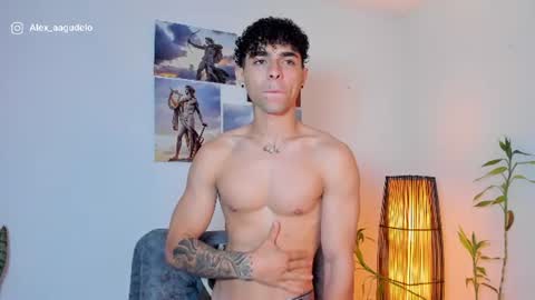 x   online show from August 4, 4:48 pm
