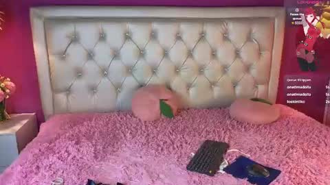 alexa_olyx online show from July 11, 11:38 am