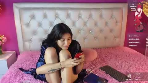 alexa_olyx online show from July 11, 12:44 pm