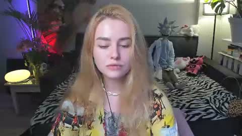 alexa_pirs online show from July 17, 6:19 pm