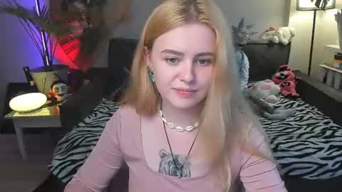 alexa_pirs online show from July 24, 4:32 pm