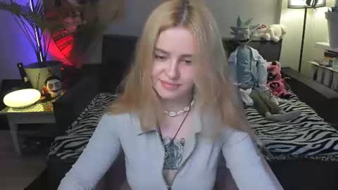 alexa_pirs online show from July 25, 4:44 pm