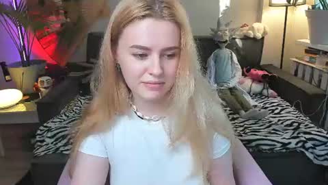 alexa_pirs online show from July 30, 3:08 pm
