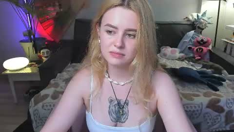 alexa_pirs online show from August 13, 6:55 pm